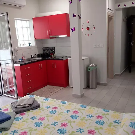 Little House In Kipseli Apartment Athens Exterior photo