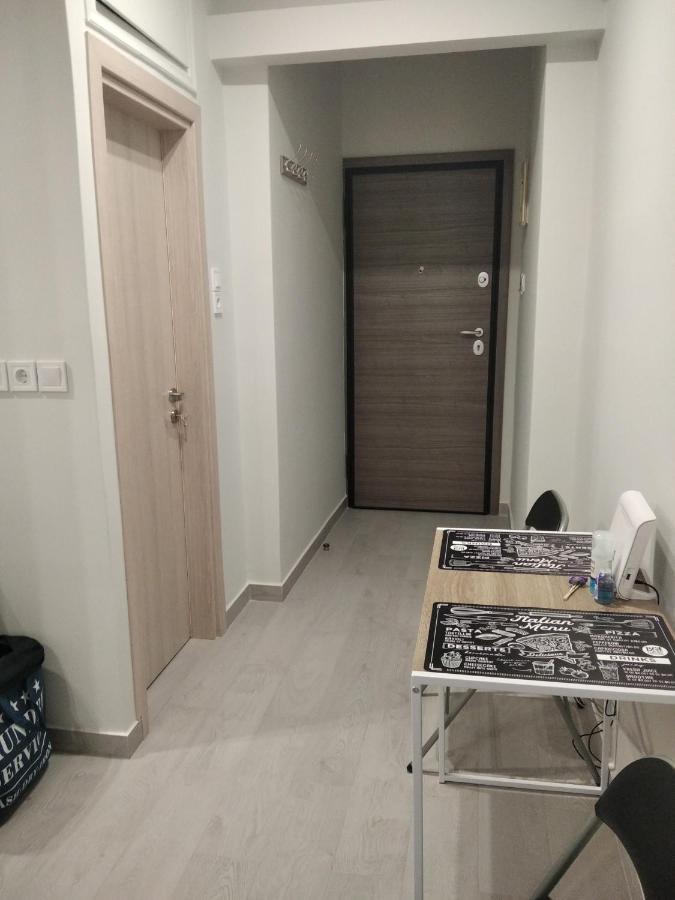 Apartment Little House In Kipseli